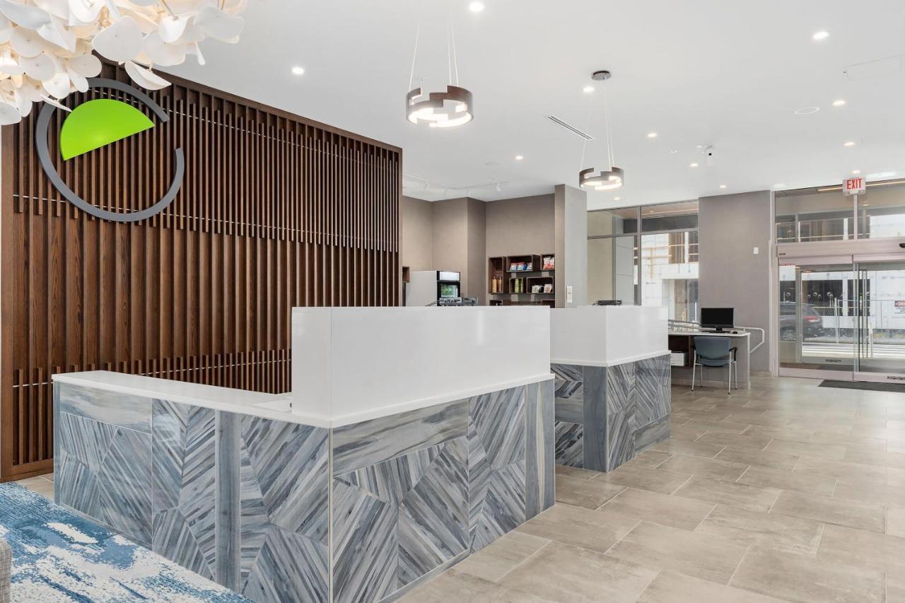 Hotel Element Hampton Peninsula Town Center Extérieur photo